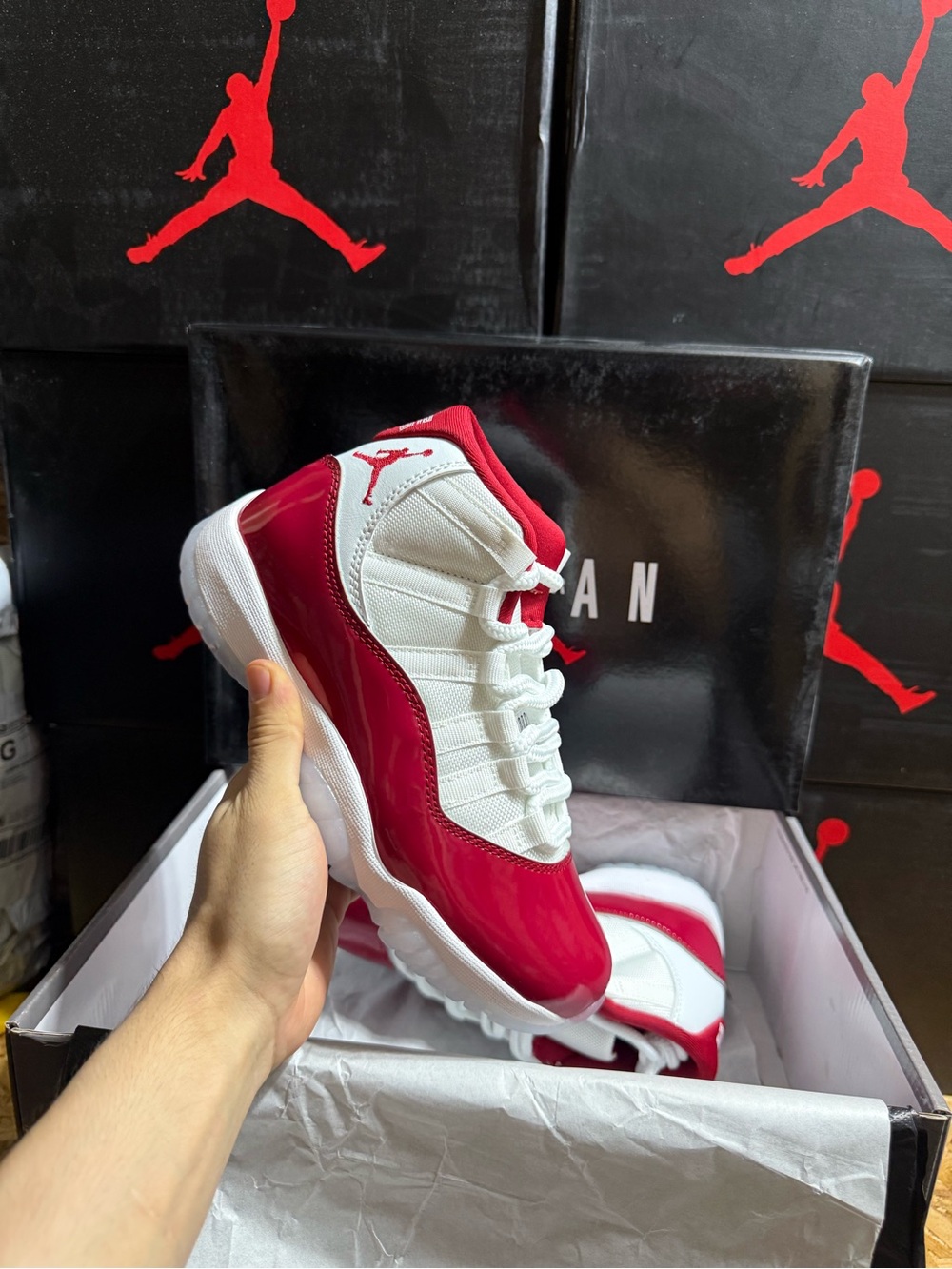 Air Jordan 11 Retro Cherry